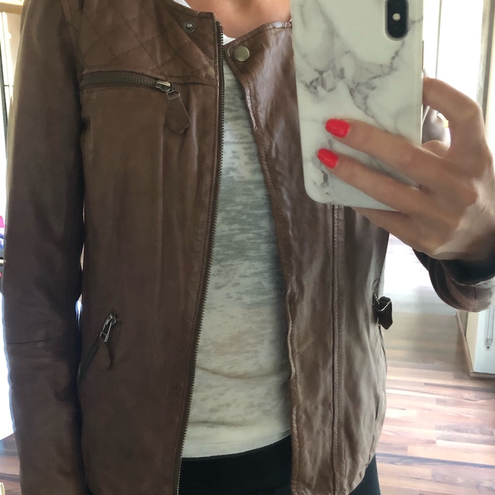 Hinge Quilted Leather Jacket - image 5